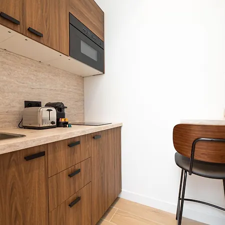 Lovely & Romantic Near Bastille شقة باريس